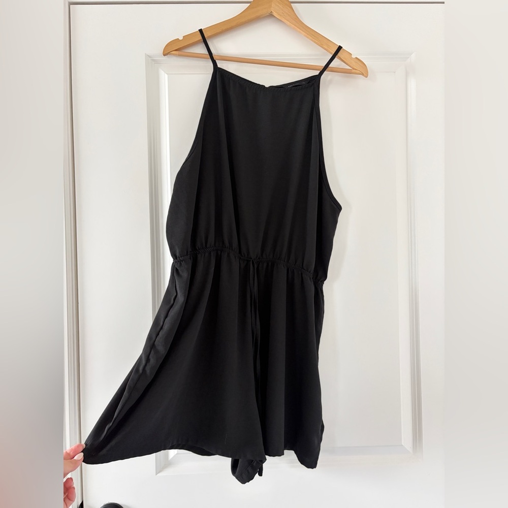 Chic Black Sleeveless Jumpsuit